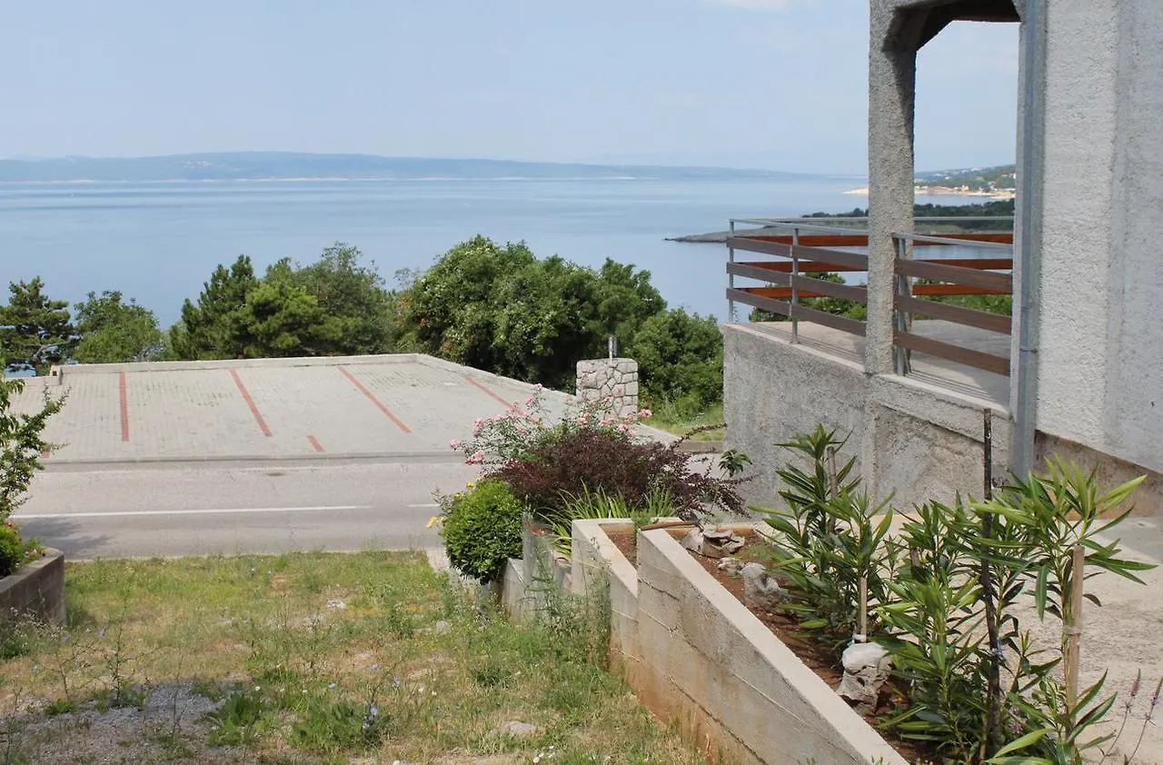 Apartments By The Sea Klenovica, Novi Vinodolski - 5581 0*, Klenovica